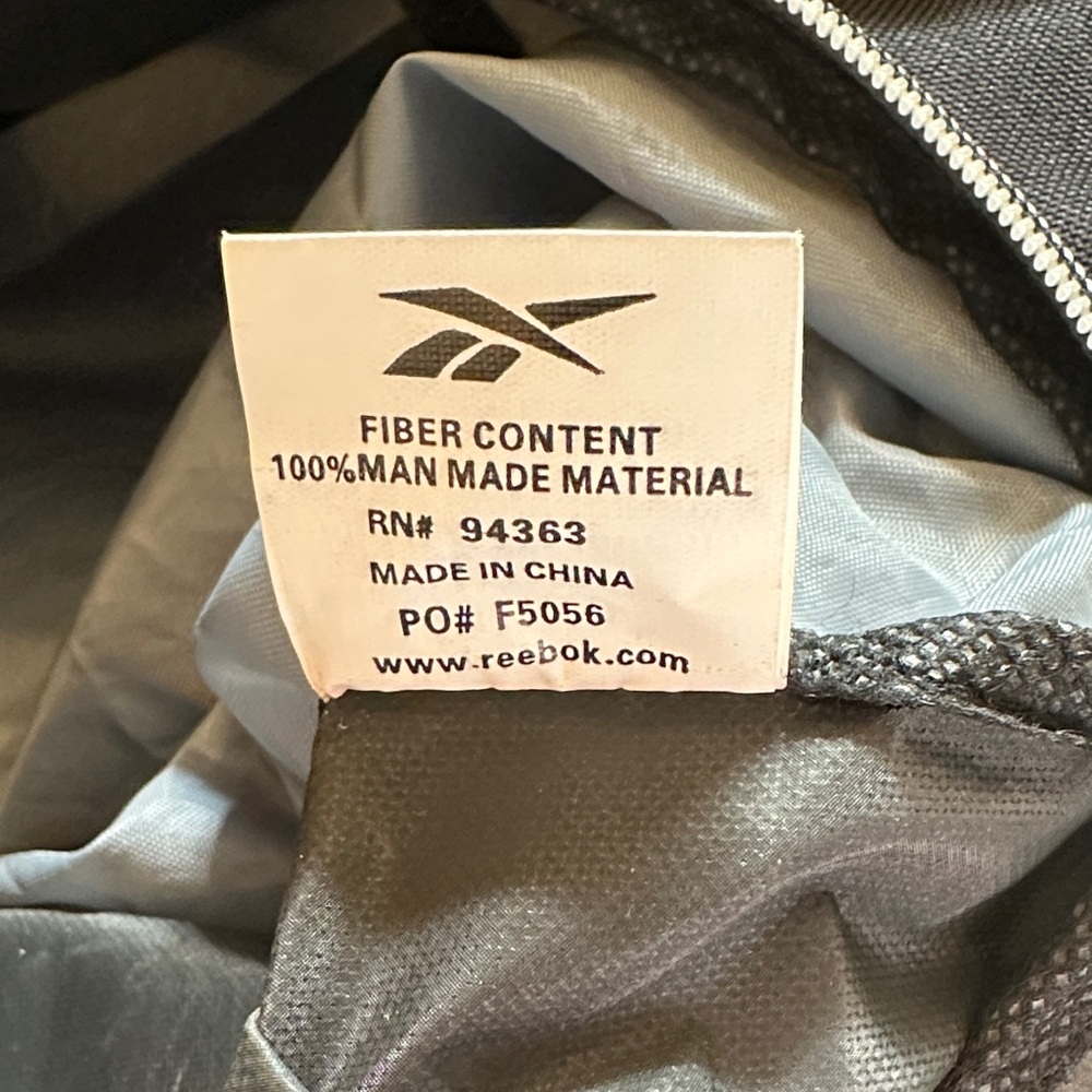 Reebok Classic Black Duffel Bag - Picture 6 of 7